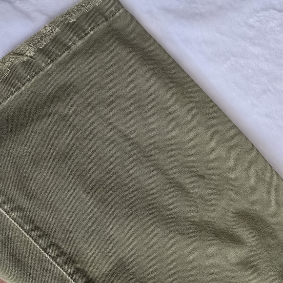 Mid Rise Wide Leg Jeans - Picture 8 of 8